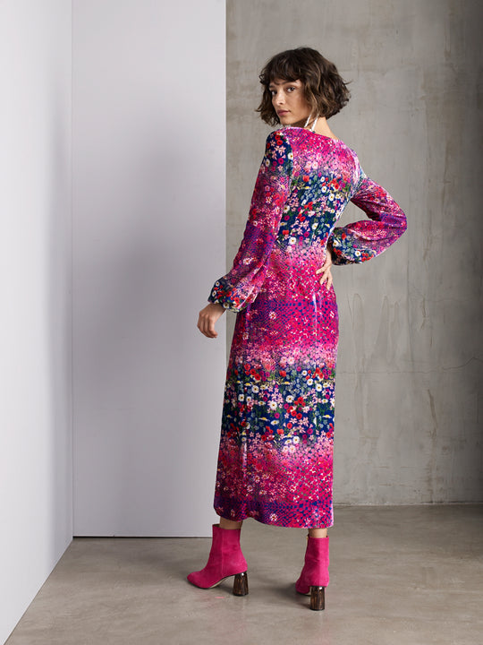 Roopa, Luxury, Sustainable fashion, roopapemmaraju, longdresses, dresses, printeddress, silkdress