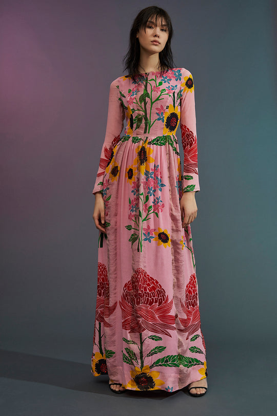 Roopa, Luxury, Sustainable fashion, roopapemmaraju, longdresses, dresses, printeddress, silkdress