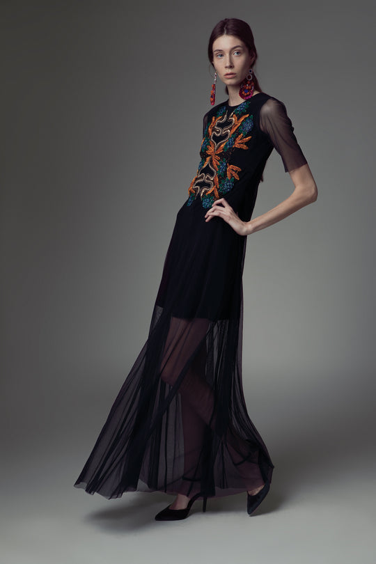 Roopa, Luxury, Sustainable fashion, roopapemmaraju, longdresses, dresses, printeddress, silkdress