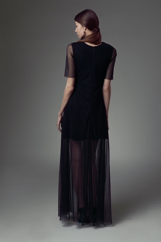 Roopa, Luxury, Sustainable fashion, roopapemmaraju, longdresses, dresses, printeddress, silkdress