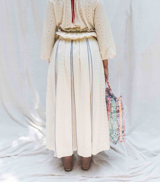 Hakoba box pleated skirt